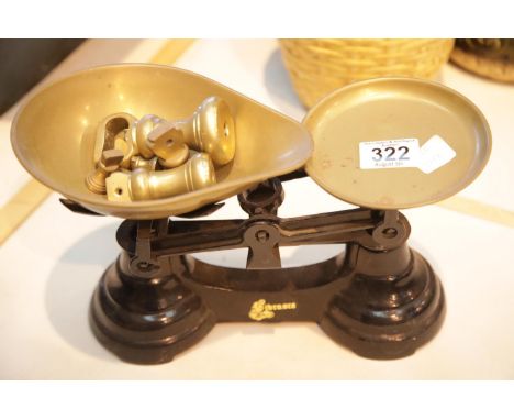 Vintage balance scale with brass pans and weights. This lot is not available for in-house P&amp;P. 
