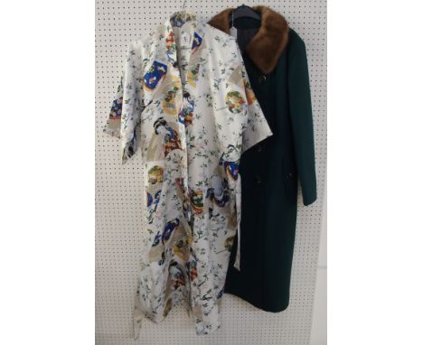 A fur coat, vintage green lady's coat, Japanese style dressing gown, vintage handbags, ostrich feathers etc Condition Report: