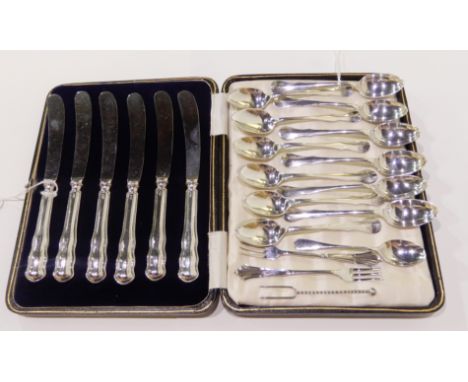 A lot comprising a cased set of six silver handled butter knives, Sheffield 1946, with thirteen silver coffee spoon, Sheffiel