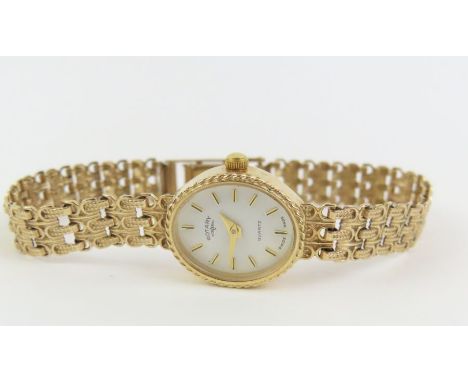 A ladies 9ct gold Rotary wrist watch on 9ct gold bracelet, 12.9g gross (inclusive of movement, etc)