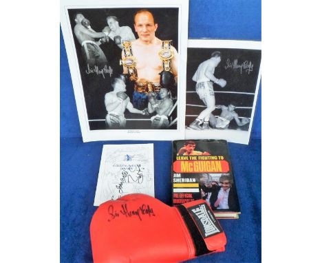 Boxing, Sir Henry Cooper, 3 signed items, a Lonsdale Boxing Glove plus 2 photographs, one being a later image showing Muhamme