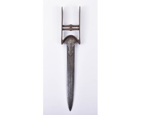 Indian Hooded Katar, Vijayanagara, Second Half of the 16th Century, broad flat blade with swollen point secured by a pair of 