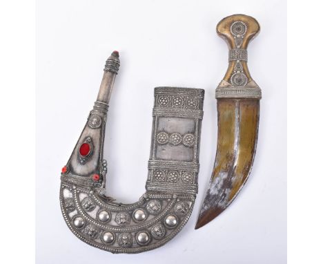 Large Arab Dagger Jambya Probably from the Hadhramaut, late 19th century, broad double edge blade with raised central rib, ho