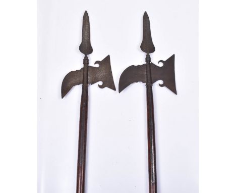 Rare Pair of Sergeants Halberds for the Coldstream Regiment of Foot Guards, 18th century of regulation pattern, spontoon head