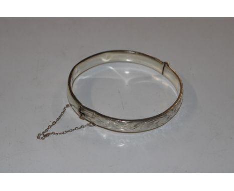 1960's J. Smith Chester Sterling silver bangle 