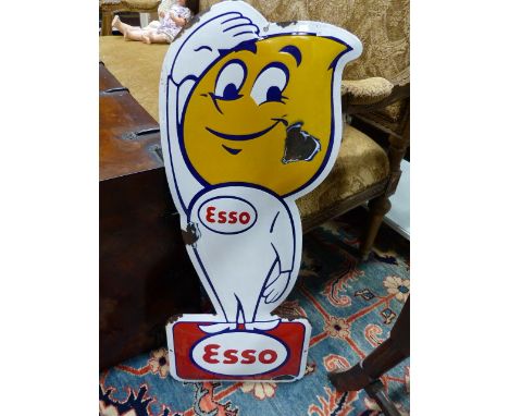 AN UNUSUAL SHAPED ESSO ENAMEL ADVERTISING SIGN 80 CM HIGH