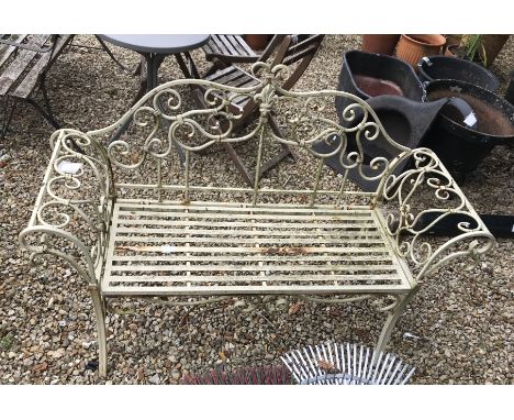 A metal garden bench 140 cm x 70 cm x 50 cm 