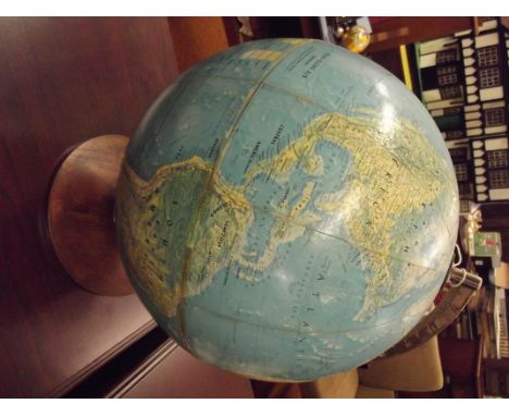 Desk globe 