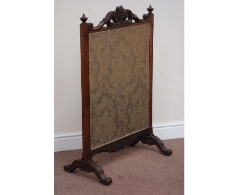 Reproduction carved mahogany firescreen, W65cm, H99cm Condition Report Click here for further images, condition, auction time