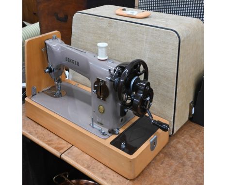 A vintage 1957 Singer 201K sewing machine (little used) 
