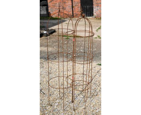 A pair of weathered steel arrow head obelisks, to/w a single ball head (3) 