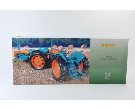 Universal Hobbies 1/16 Fordson Doe Triple D Tractor. M in E Box
