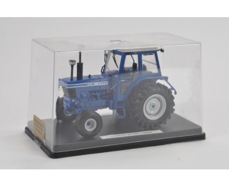 Scarce MFM 1/32 scale Ford 8100 Tractor. NM to M in Display Case. 