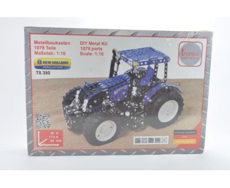 Tronico 1/16 New Holland T8.390 Tractor Kit. M in E Box.