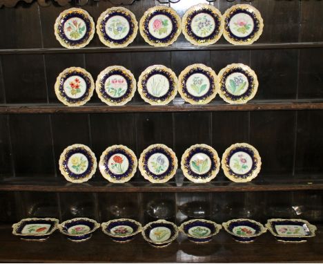 Victorian English dessert service comprising twin-handled circular low comport, a low twin-handled oval comport, two twin-han