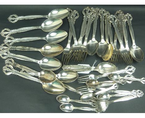 Frigast, Danish e.p. part service of "Benadikte" pattern, for six and a silver dessert spoon and fork, Copenhagen, 1929.