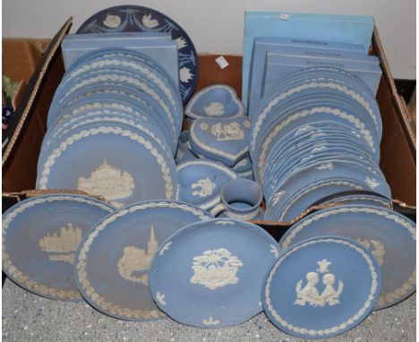 A large quantity of Wedgwood Jasperware Christmas plates; trinket dishes; etc
