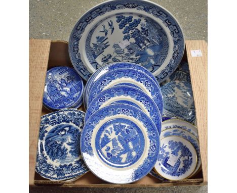 Ceramics - a Wedgwood Willow pattern soup bowl;  other plates;  trinket dishes etc 
