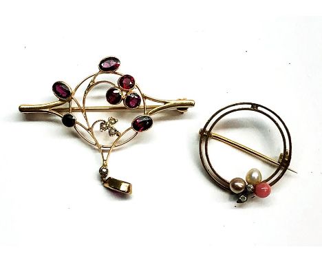 2 vintage 9ct gold stone set pin brooches one set with amethyst and seedpearls the other small diamonds and pearls total weig