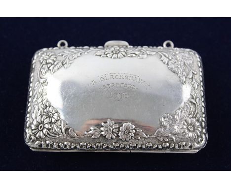 Antique ladies hallmarked 925 silver purse with raised floral design 73g hallmarked Birmingham 1903, Maker - Joseph GlosterDi