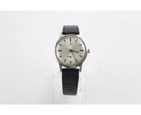 Vintage gents Zenith stainless steel wristwatchFace - 3.6cm x 3.8cm Strap - 1.6cm x 22cm Item is in vintage condition signs o