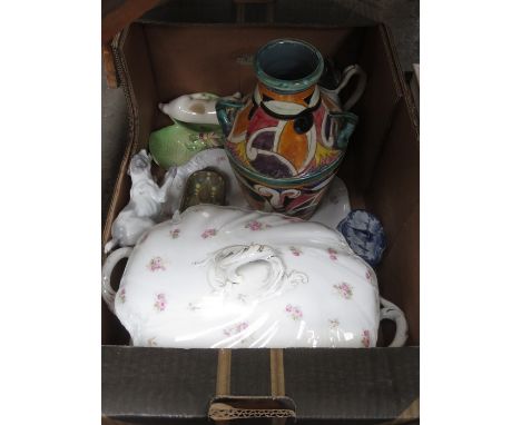 SUNDRY LOT INCLUDING VICTORIAN SOUP TUREEN WITH TRAY, ITALIAN POTTERY VASE, CARLTONWARE AND OTHER CERAMICS 