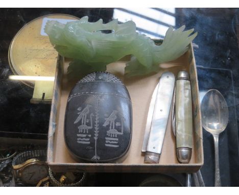 JADE EFFECT STYLE ORIENTAL DRAGON, TWO MOTHER OF PEARL PEN KNIVES AND INUIT TABLET 
