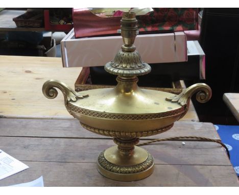 VICTORIAN STYLE GILT METAL TABLE LAMP 