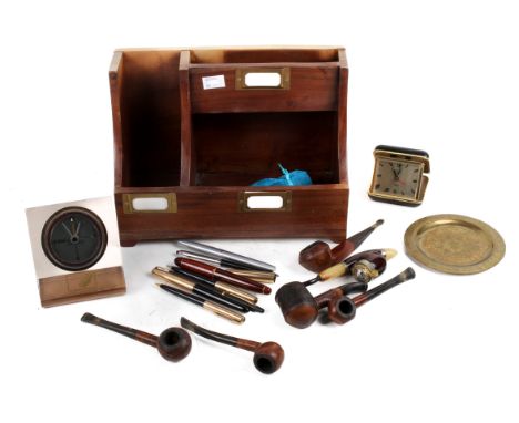 An assortment of collectables. Including Parker and Sheaffer pens, pipes, a Rapport travelling clock, etc. all contained with