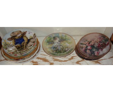 Royal Worcester 'World of Bears' plates, and other similar wall plates
