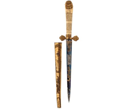 A FINE GEORGIAN MIDSHIPMAN'S DIRK, 17.5cm flattened diamond section blade decorated with scrolling foliage and highlighted in