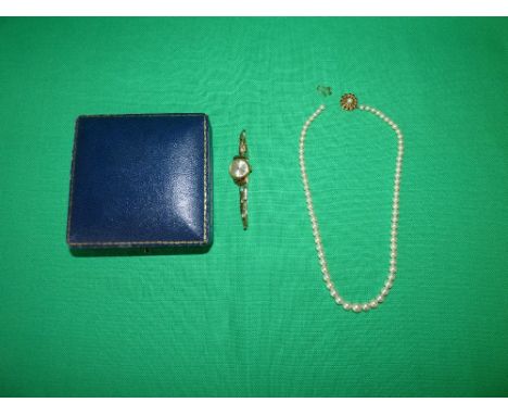 Ladies Certina wrist watch with 9ct gold strap and artificial pearl necklace with 9ct gold clasp