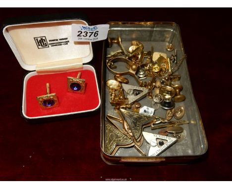 A quantity of cuff links, shirt studs, tie pin, etc.