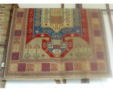 A cream ground handmade Hertiz carpet  - 3.00 m x 2.00 m