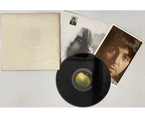 THE BEATLES - WHITE ALBUM LP (ORIGINAL UK STEREO COPY - PCS 7067/8). Extremely well kept stock original UK stereo copy of The