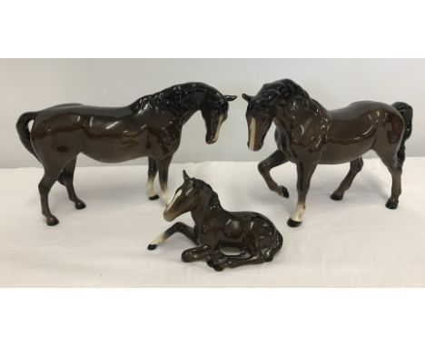 3 Beswick brown gloss ceramic horse figurines. Stocky jogging Mare #855 (tiny chip to ear), small foal sitting #915 and horse