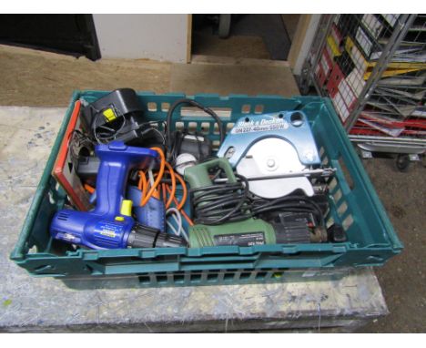 Crate of power tools to include circular saw, cordless drill and hot glue gun etc (no plugs on tools apart from cordless dril