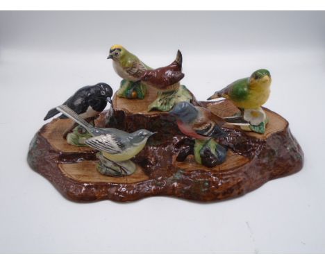 6 Beswick bird figurines to incl blue tit 992, Goldfinch 2273, Wren 993, Bullfinch 1042, Robin 980 and Whitethroat 2106 plus 