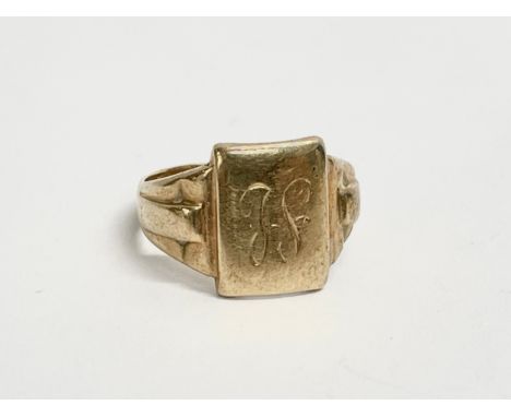 A 9ct gold signature ring. 3.8 grams. 