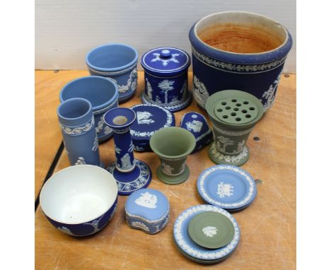 A quantity of Wedgwood Jasperware to include large planter, lidded pot, trinket pots, heart-shaped trinket pot, candlestick, 