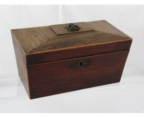 An early 19th century rosewood sarcophagus tea caddy (lacking interior lining and bowls), 13 x 28cm.