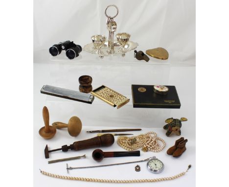 A collectors' lot to include a small cased set of binoculars, a vintage multi-tool with exchangeable heads, a briar pipe by O