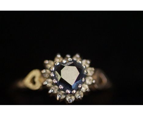9ct gold dress ring