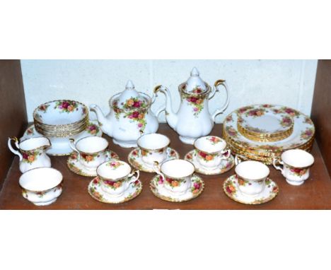 A Old Country Roses pattern Royal Albert tea service