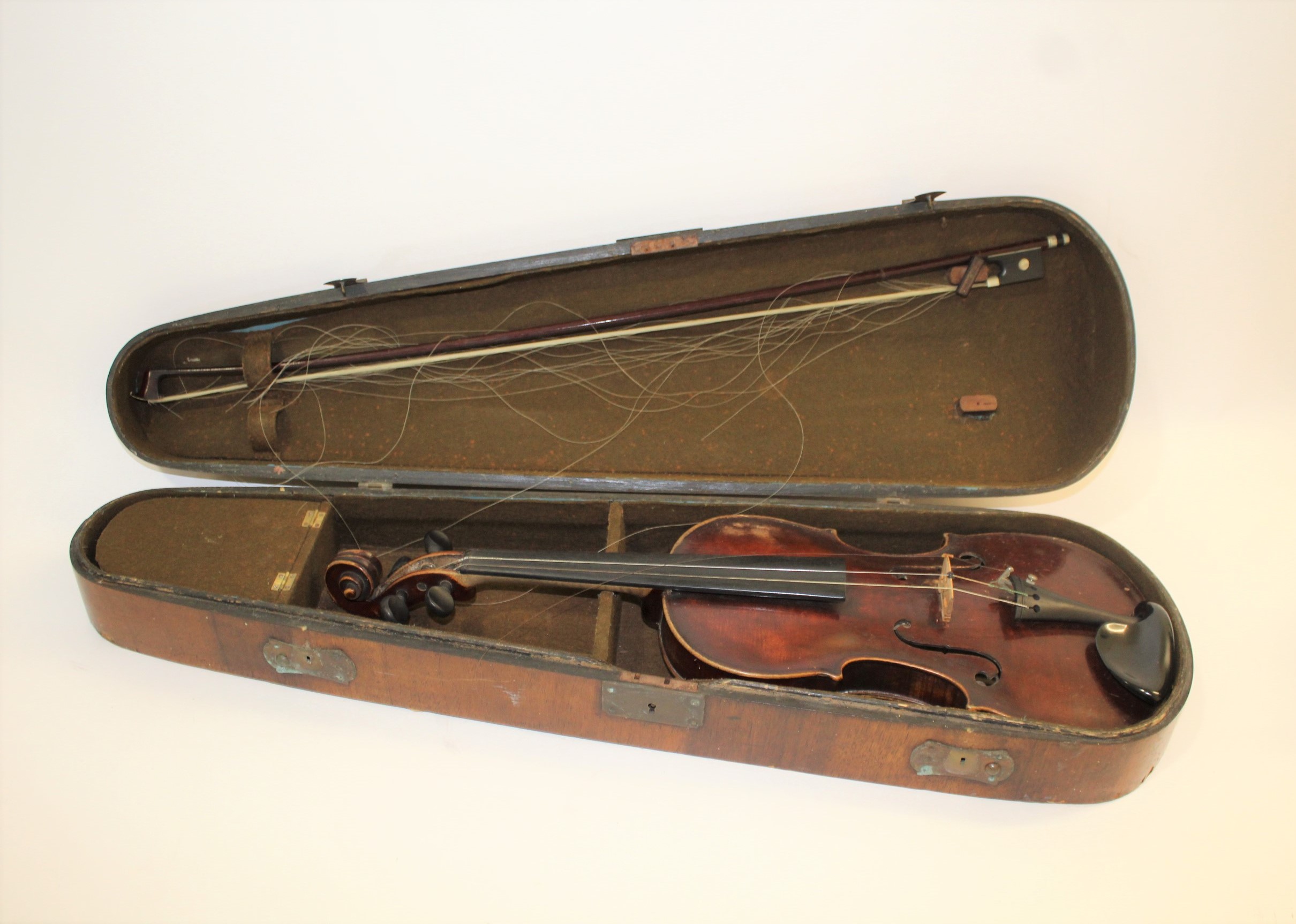 ANTIQUE VIOLIN & WOODEN CASE a dark stained Violin with a two piece