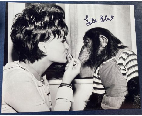 Dr. Terror's House of Horrors Isla Blair signed b/w 10 x 8 inch photo. Isla Blair Glover (born 29 September 1944) is a Britis