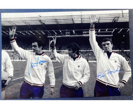 Football John Aston and Bill Foulkes signed 12 x 8 inch colorized portrait photo. Good condition. All autographs are genuine 