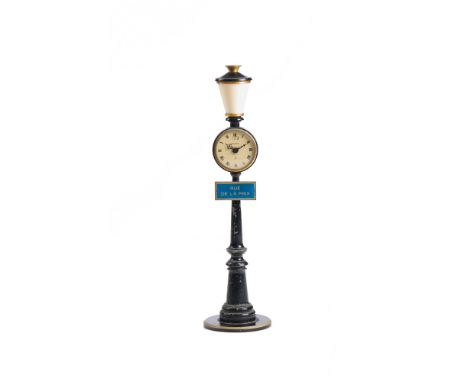 JaegerRue de La Paix table clock Winding mechanical movement (eight day). Lacquered steel body structure. With wear signs.The