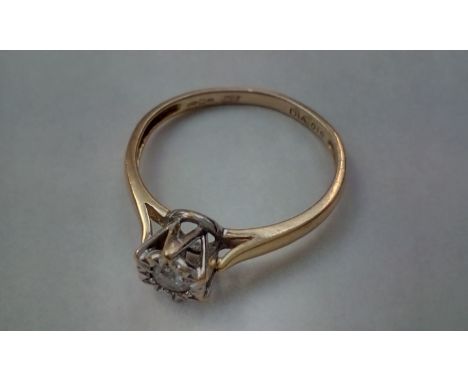 18 carat gold and solitaire ring, size M 1/2