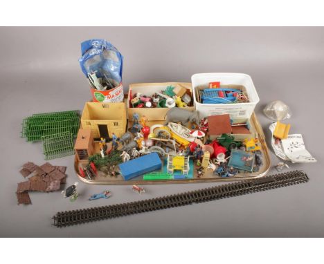 A tray of vintage toys. Includes Corgi Chipperfield circus, Britains, Lego, figures etc.  